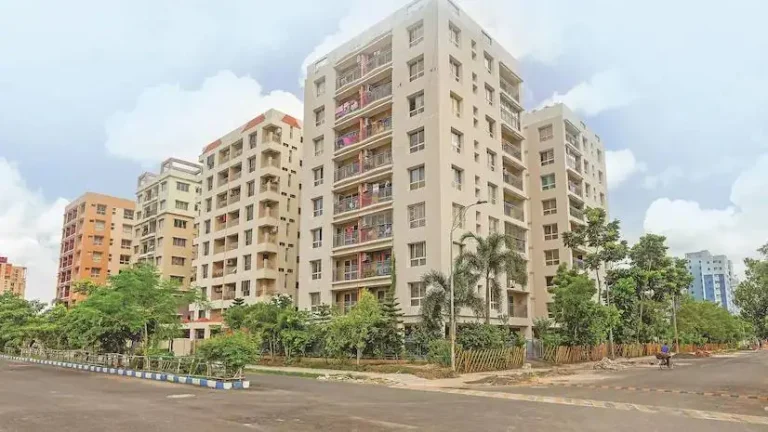 Gurugram-dwarka-lead-premium-property-boom-with-upto-53-price-rise